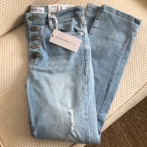 High waisted “Just Black” Faded 5 button skinnys.